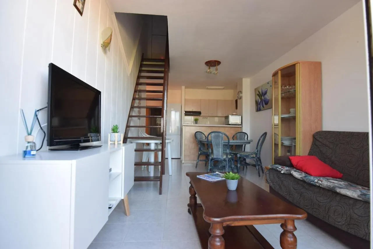 Apartamento 391-apartamento duplex cerca playa y centro Ampuriabrava