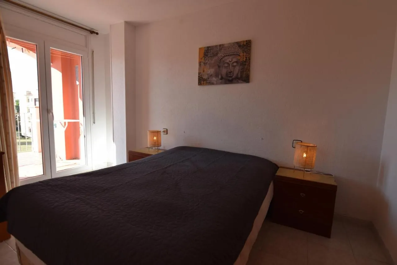 391-apartamento duplex cerca playa y centro Ampuriabrava España